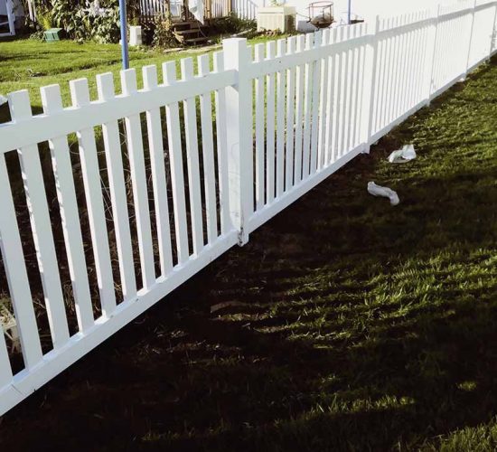 Dog Eared Vinyl Picket Fence